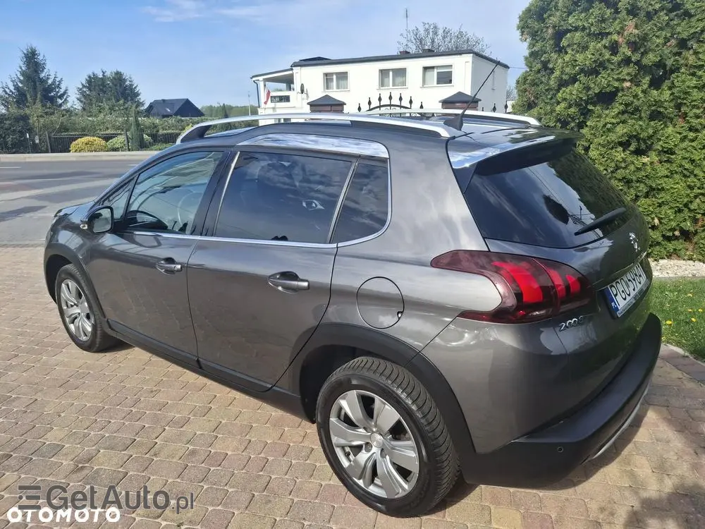 PEUGEOT 2008 PureTech 130 Allure Pack