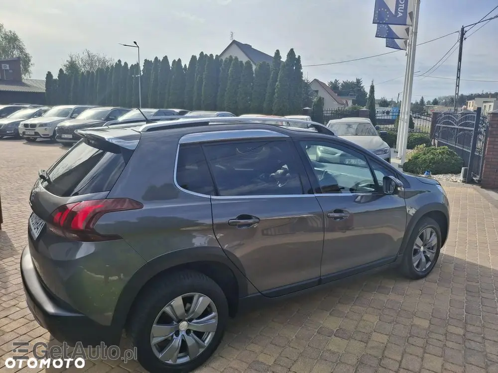 PEUGEOT 2008 PureTech 130 Allure Pack
