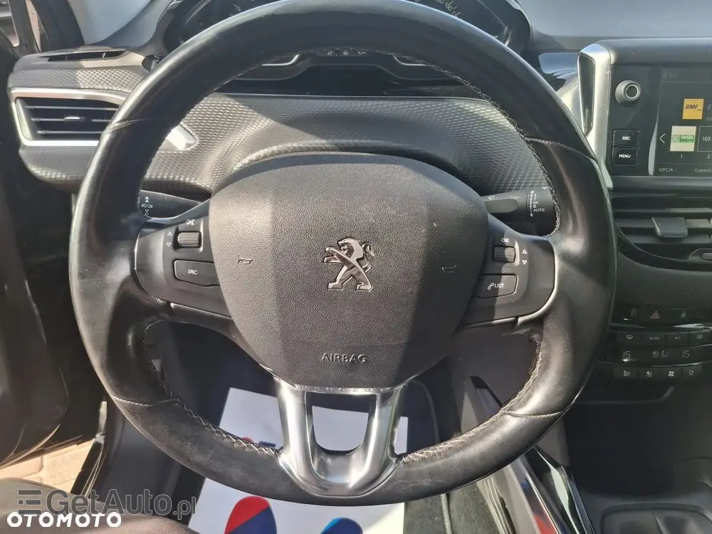 PEUGEOT 2008 PureTech 130 Allure Pack