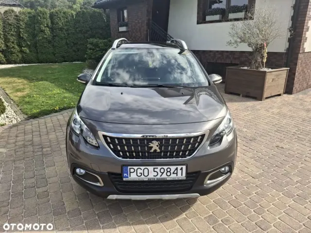 PEUGEOT 2008 PureTech 130 Allure Pack