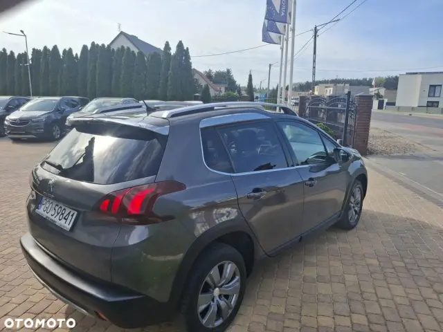 PEUGEOT 2008 PureTech 130 Allure Pack