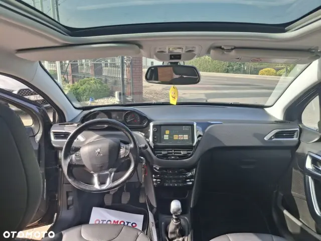 PEUGEOT 2008 PureTech 130 Allure Pack