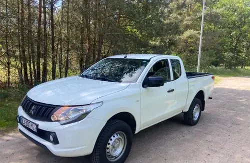 MITSUBISHI L 200 