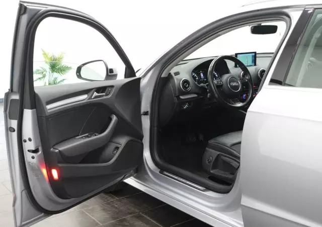 AUDI A3 1.4 TFSI Sportback e-tron