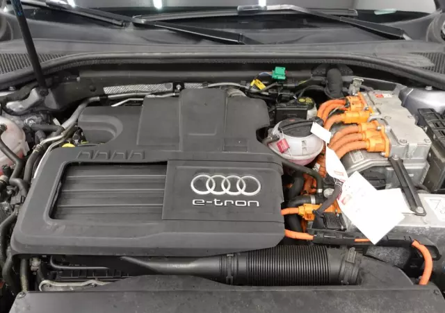 AUDI A3 1.4 TFSI Sportback e-tron