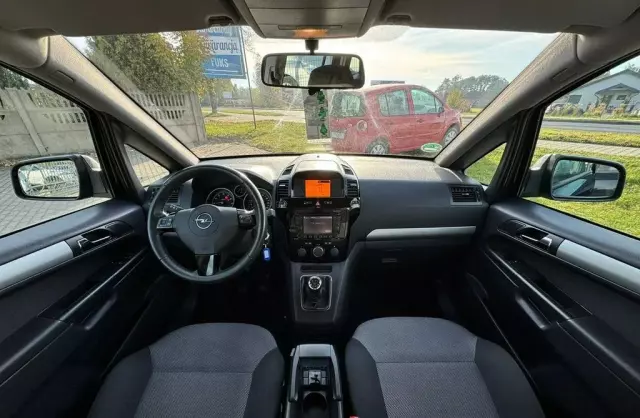 OPEL Zafira 