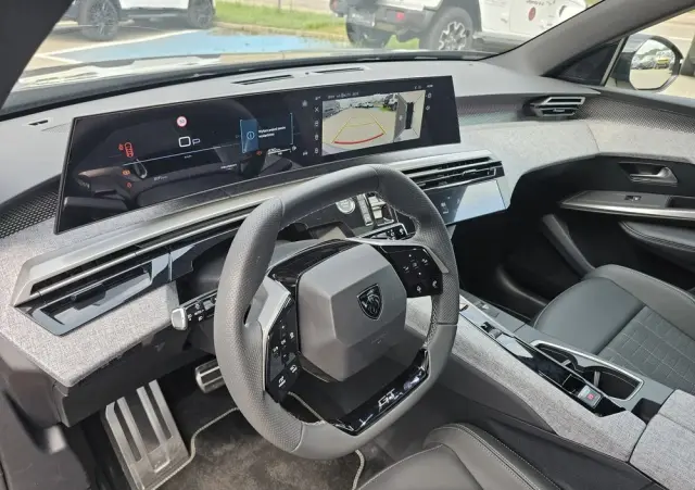 PEUGEOT 5008 1.2 PureTech mHEV GT S&S e-DCS6