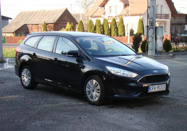 FORD Focus 1.0 EcoBoost Trend