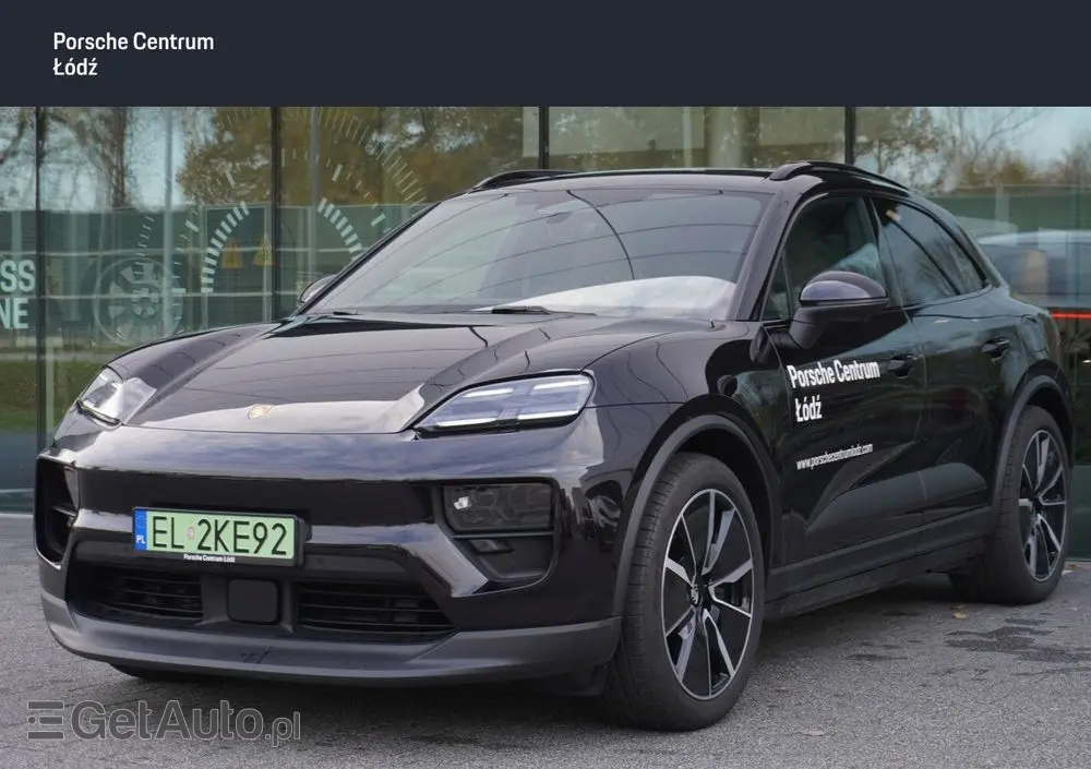 PORSCHE Macan 