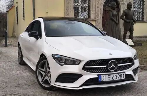 MERCEDES-BENZ CLA 