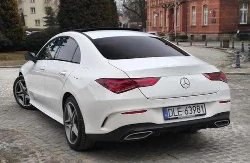 MERCEDES-BENZ CLA 