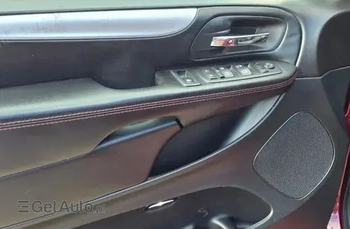 DODGE Grand Caravan 