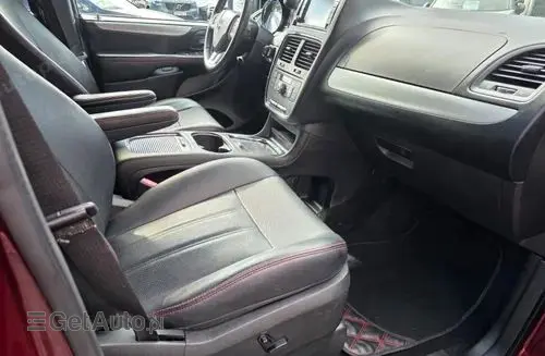 DODGE Grand Caravan 
