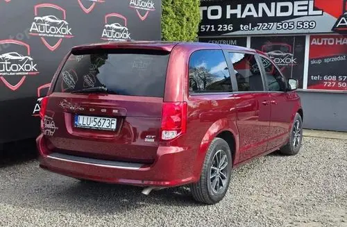 DODGE Grand Caravan 
