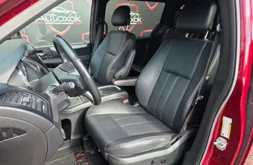 DODGE Grand Caravan 