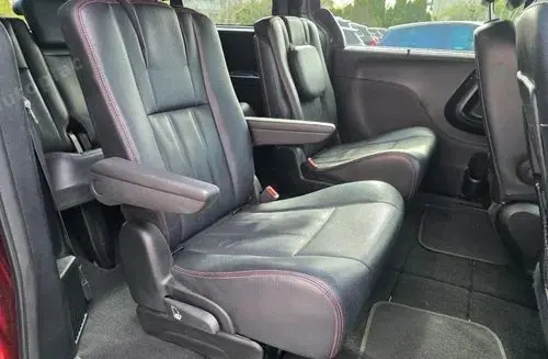 DODGE Grand Caravan 