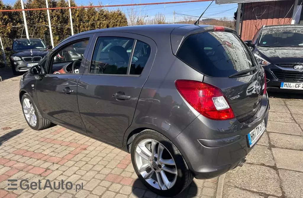 OPEL Corsa 