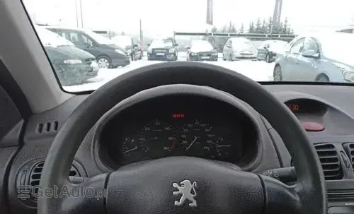 PEUGEOT 206 