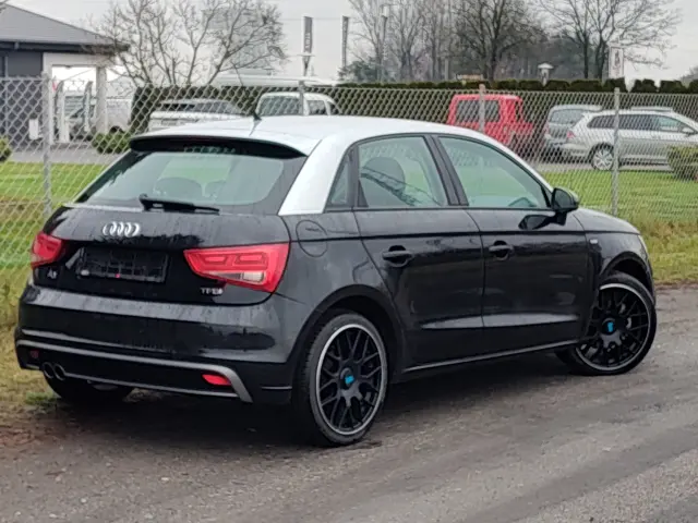 AUDI A1 Sportback  Attraction