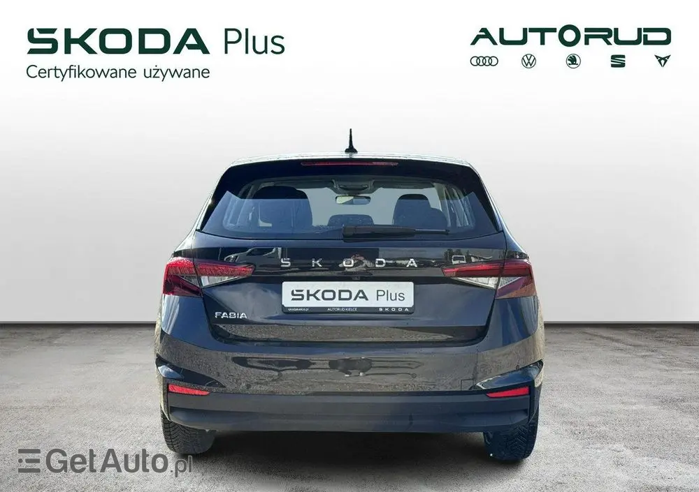 SKODA Fabia 1.0 TSI Selection
