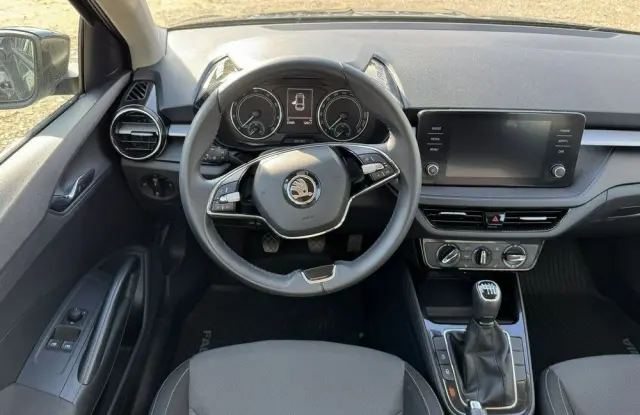 SKODA Fabia 1.0 TSI Selection