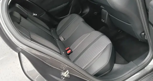 PEUGEOT 208 PureTech 100 Allure Pack