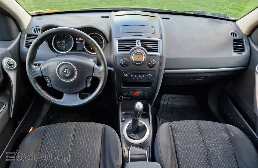 RENAULT Megane 