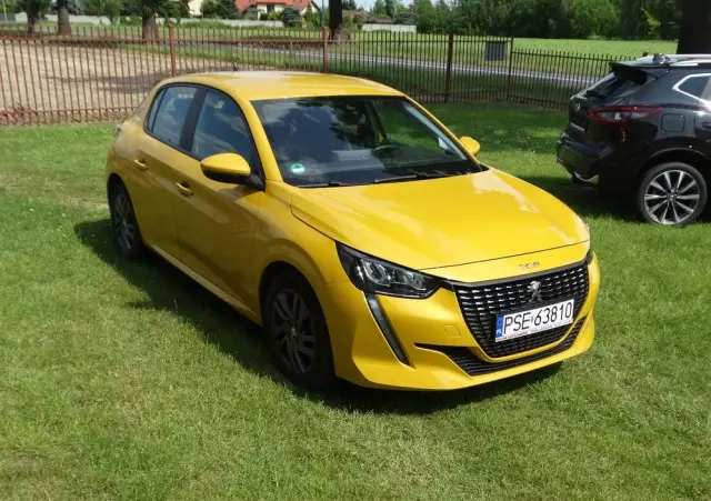 PEUGEOT 208 