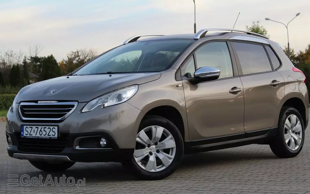 PEUGEOT 2008 1.2 Pure Tech Style