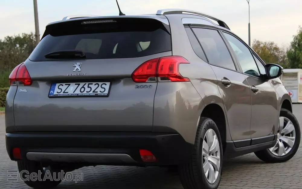 PEUGEOT 2008 1.2 Pure Tech Style