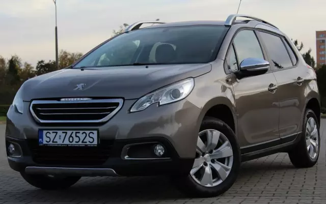 PEUGEOT 2008 1.2 Pure Tech Style