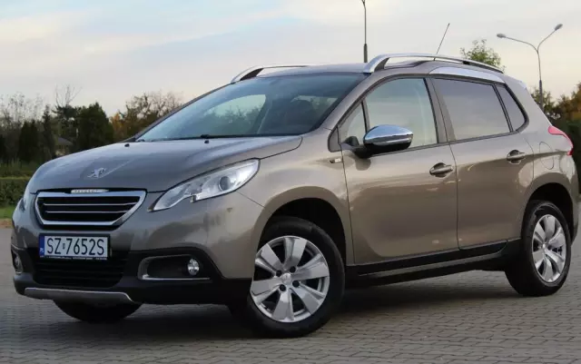 PEUGEOT 2008 1.2 Pure Tech Style