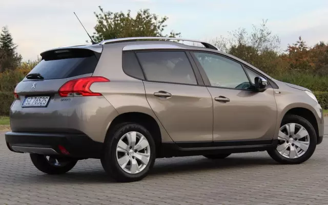 PEUGEOT 2008 1.2 Pure Tech Style