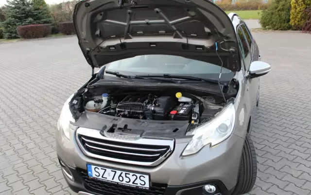 PEUGEOT 2008 1.2 Pure Tech Style