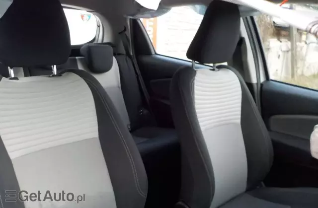 TOYOTA Yaris 1.0 Comfort