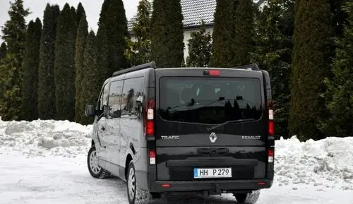 RENAULT Trafic 