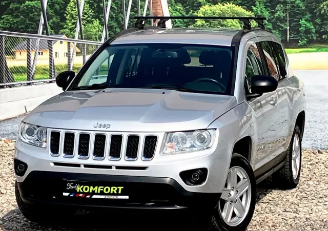 JEEP Compass 2.4I 4x4 Automatik Limited