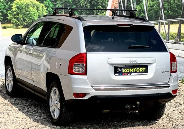 JEEP Compass 2.4I 4x4 Automatik Limited