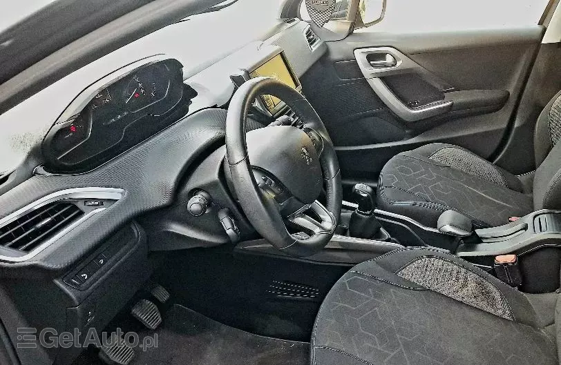 PEUGEOT 2008 1.2 Pure Tech Access