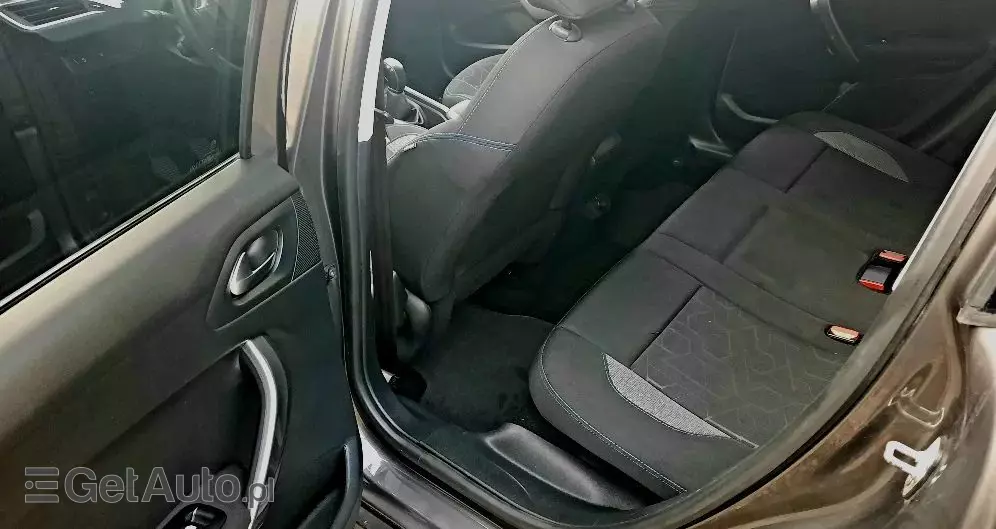 PEUGEOT 2008 1.2 Pure Tech Access