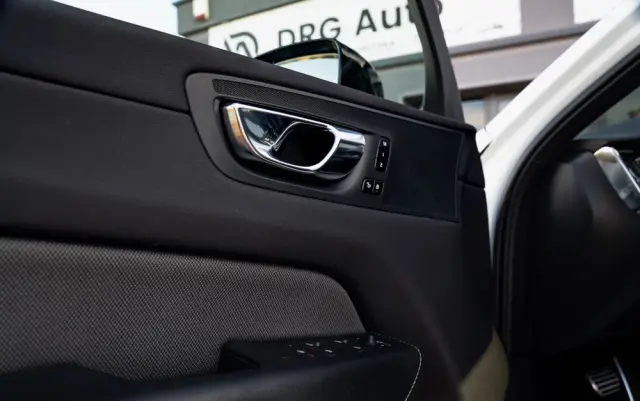 VOLVO XC 60 T4 Inscription