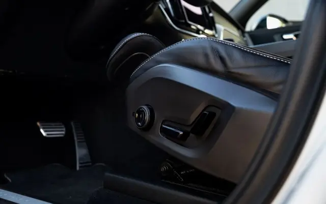 VOLVO XC 60 T4 Inscription