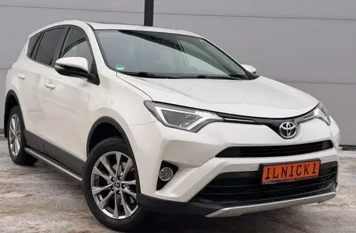 TOYOTA Rav 4 