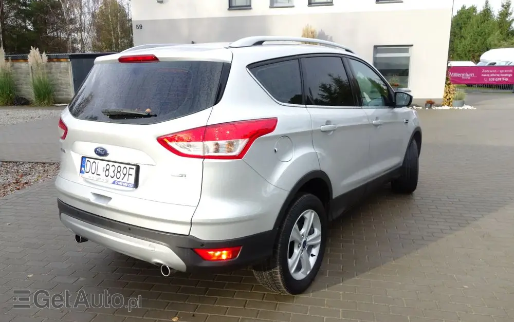 FORD Kuga 1.5 EcoBoost 2x4 Trend