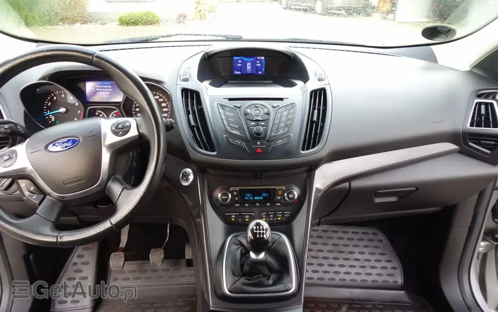 FORD Kuga 1.5 EcoBoost 2x4 Trend