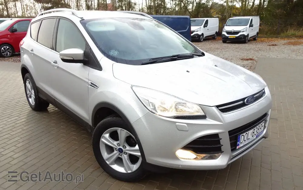 FORD Kuga 1.5 EcoBoost 2x4 Trend