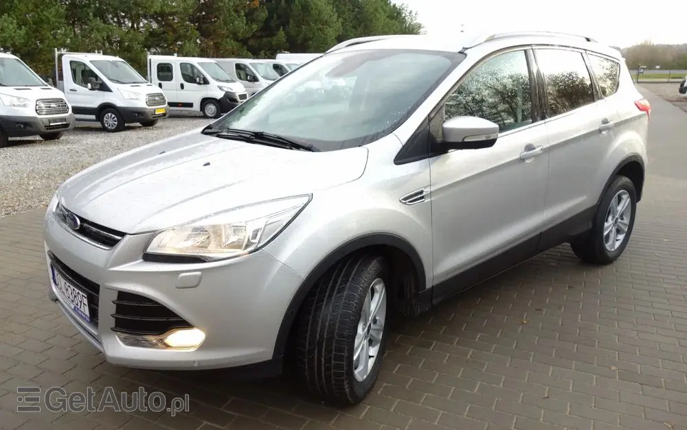 FORD Kuga 1.5 EcoBoost 2x4 Trend