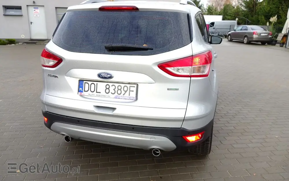 FORD Kuga 1.5 EcoBoost 2x4 Trend