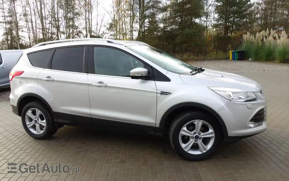 FORD Kuga 1.5 EcoBoost 2x4 Trend