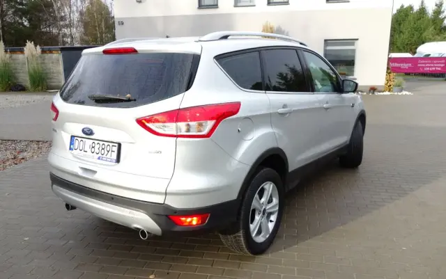 FORD Kuga 1.5 EcoBoost 2x4 Trend